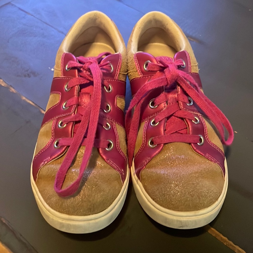 Ugg sneakers